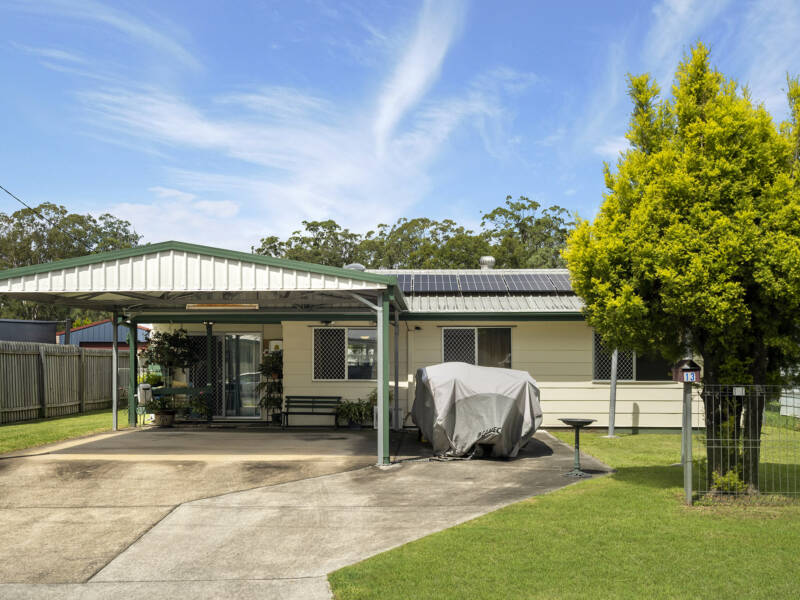 13 Parkland Court, Eagleby, QLD 4207 AUS