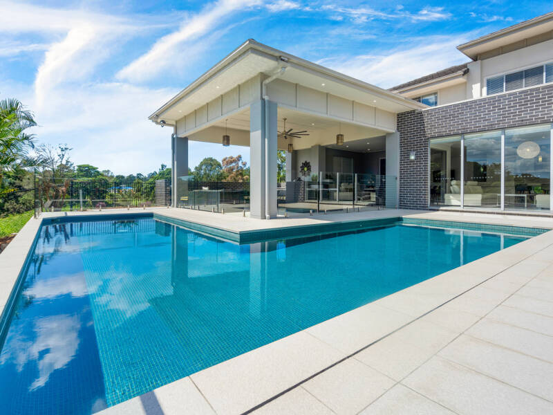 18 Pebble Beach Drive, Windaroo, QLD 4207 AUS