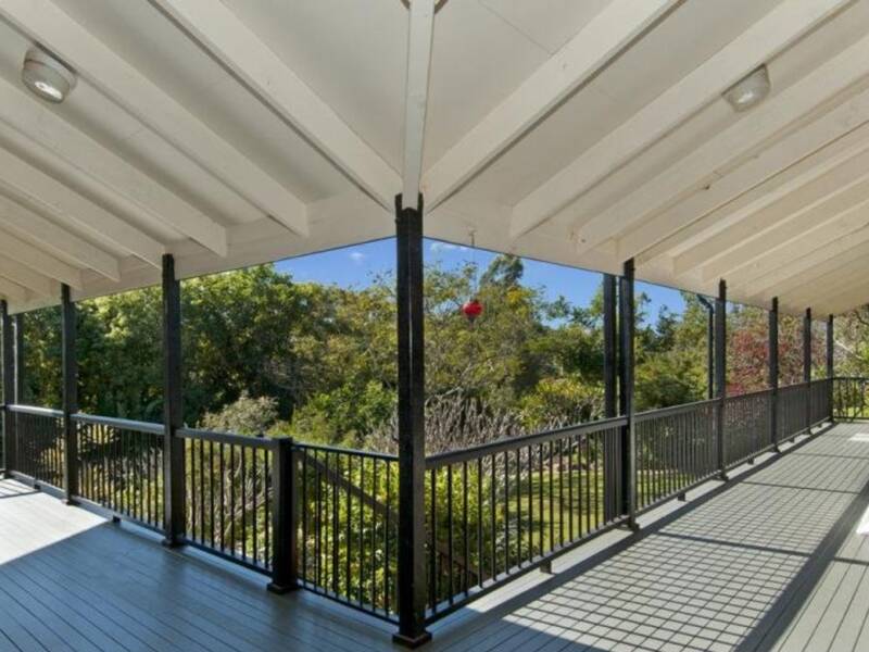 1 - 3 Bahrview Drive, Bahrs Scrub, QLD 4207 AUS