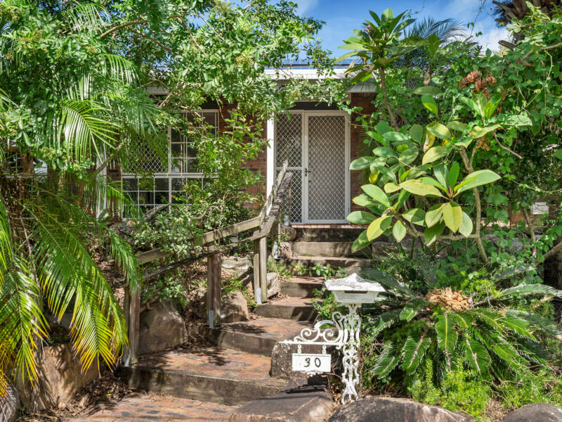 30 Menzies Street, Bethania, QLD 4205 AUS