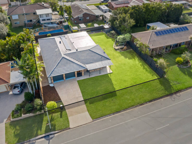 11 Robert Stanley Drive, Mount Warren Park, QLD 4207 AUS