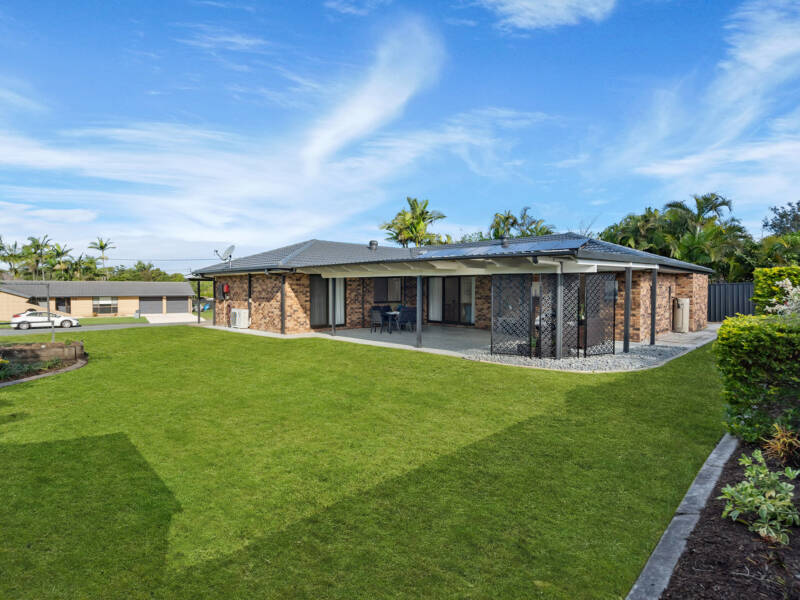 11 Robert Stanley Drive, Mount Warren Park, QLD 4207 AUS