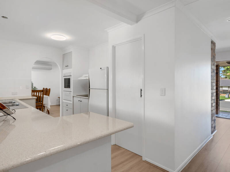 11 Robert Stanley Drive, Mount Warren Park, QLD 4207 AUS
