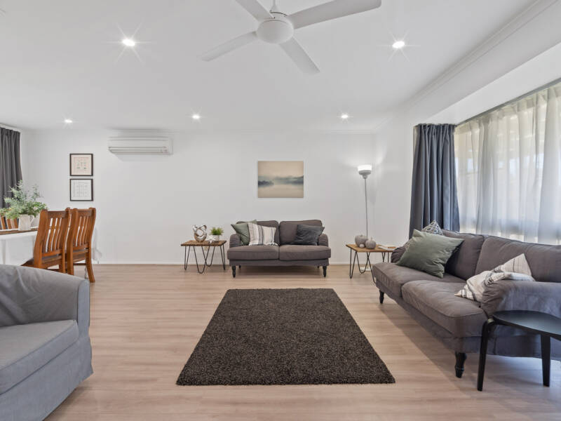 11 Robert Stanley Drive, Mount Warren Park, QLD 4207 AUS