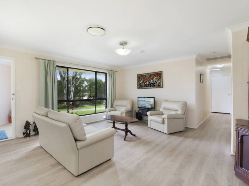 5 Brauer Court, Mount Warren Park, QLD 4207 AUS