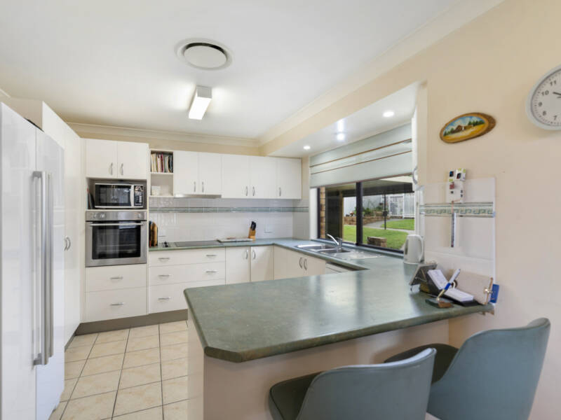 5 Brauer Court, Mount Warren Park, QLD 4207 AUS