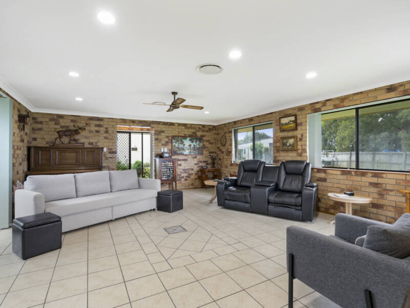 5 Brauer Court, Mount Warren Park, QLD 4207 AUS