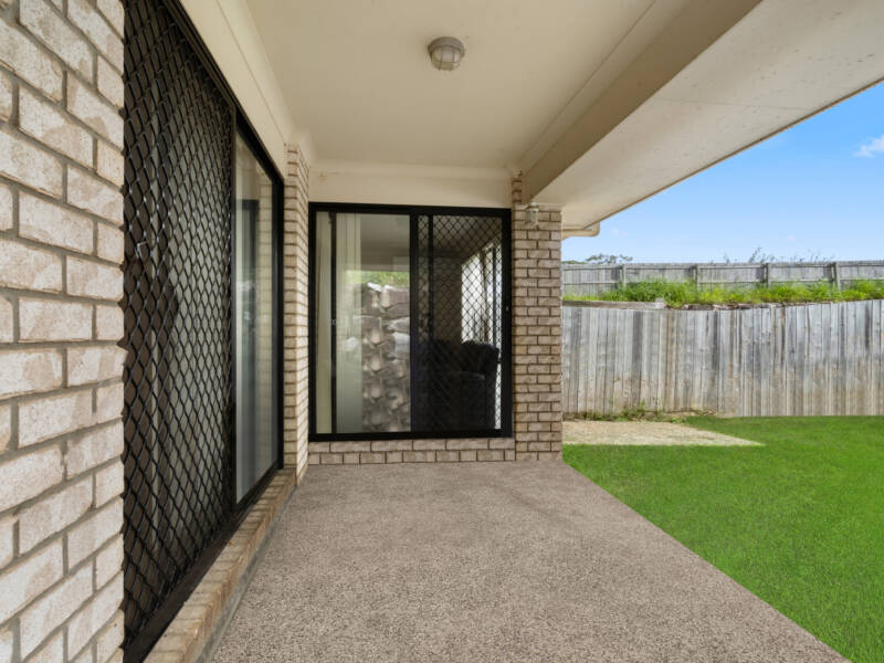 27 Hugo Drive, Beaudesert, QLD 4285 AUS