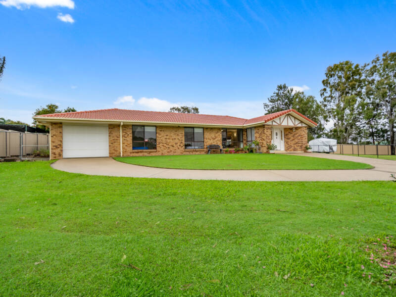 5 Brauer Court, Mount Warren Park, QLD 4207 AUS