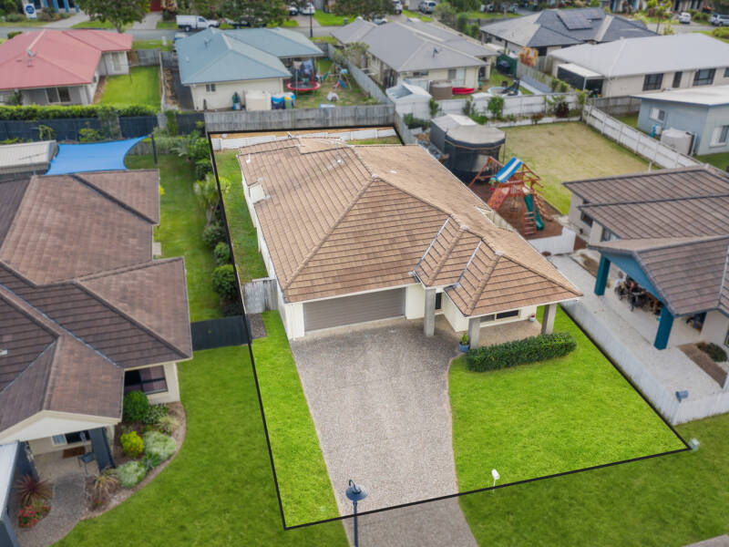 12 Stoneleigh Way, Holmview, QLD 4207 AUS