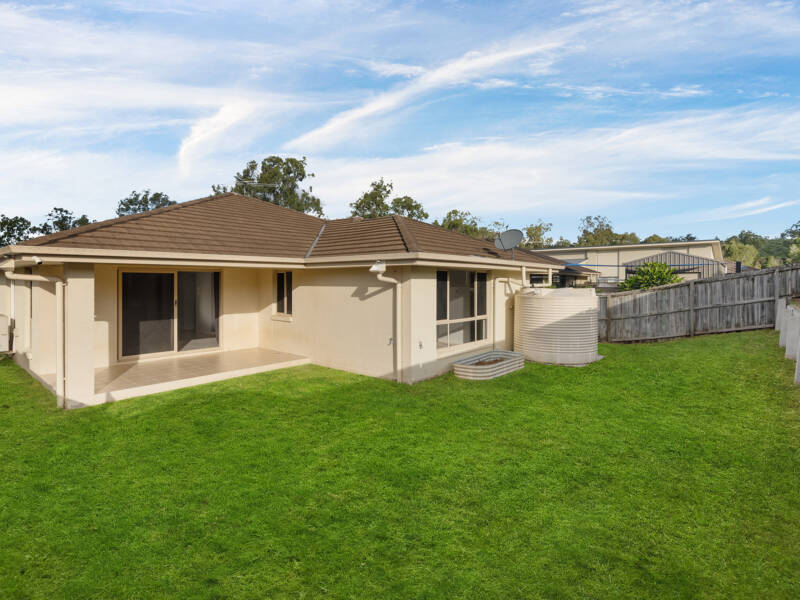 12 Stoneleigh Way, Holmview, QLD 4207 AUS