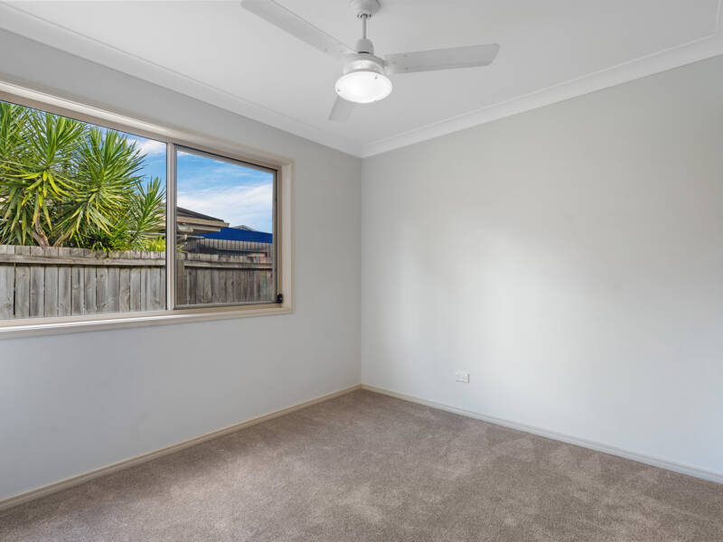 12 Stoneleigh Way, Holmview, QLD 4207 AUS