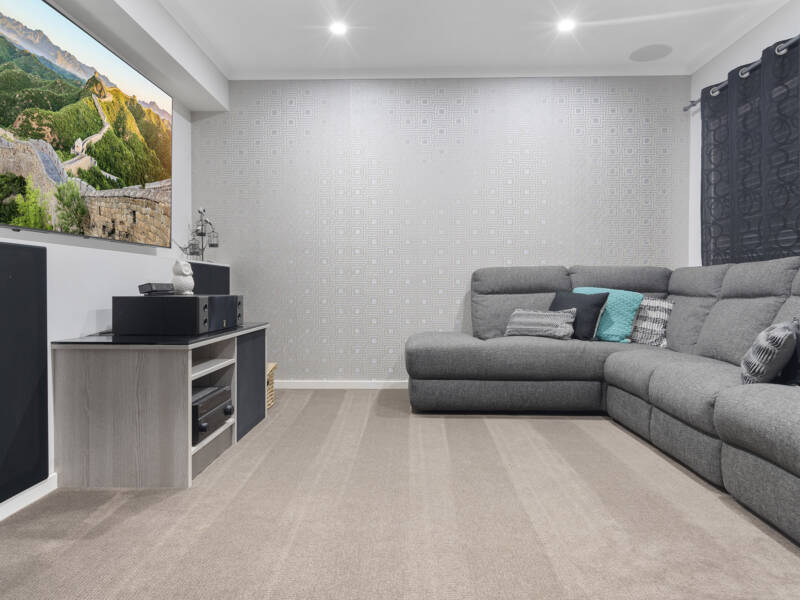 34 Pebble Beach Drive, Windaroo, QLD 4207 AUS