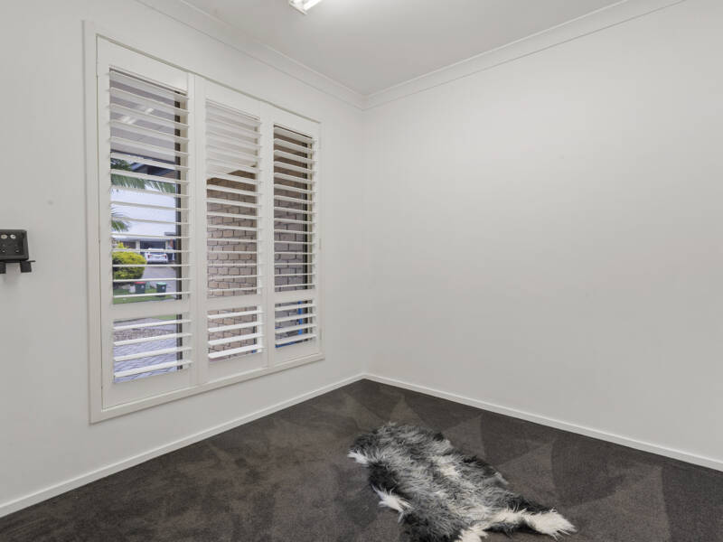 48 Lake Breeze Drive, Windaroo, QLD 4207 AUS