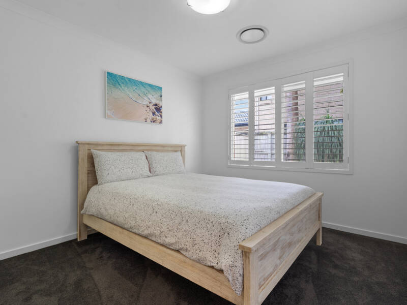 48 Lake Breeze Drive, Windaroo, QLD 4207 AUS