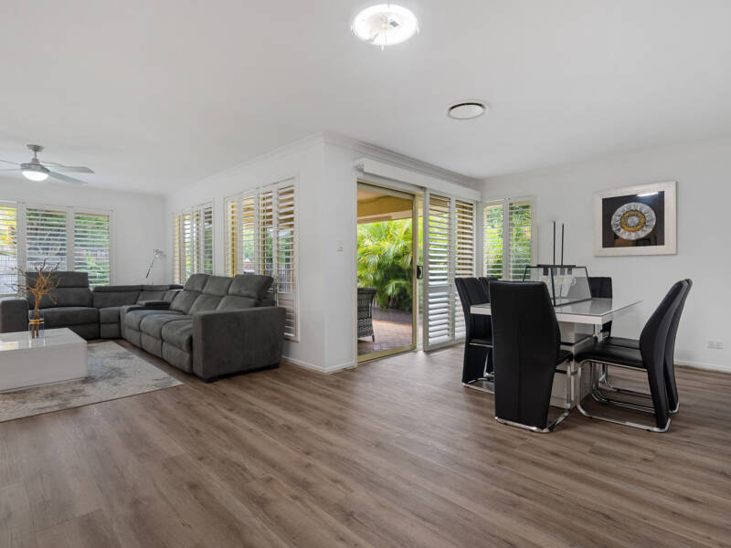 48 Lake Breeze Drive, Windaroo, QLD 4207 AUS