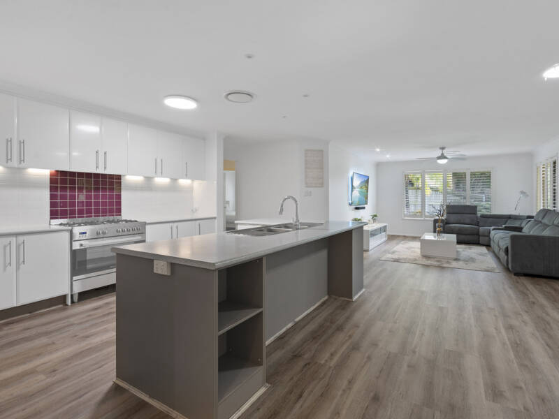 48 Lake Breeze Drive, Windaroo, QLD 4207 AUS