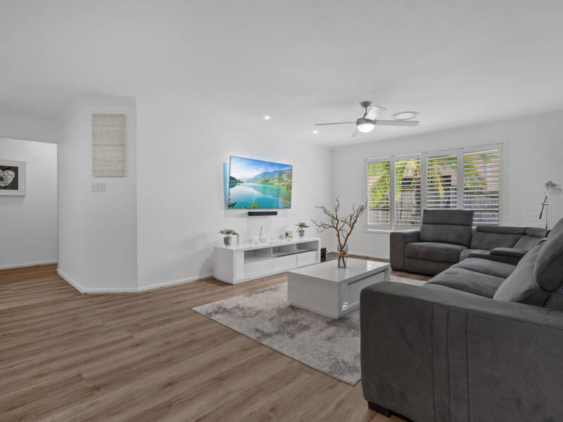 48 Lake Breeze Drive, Windaroo, QLD 4207 AUS
