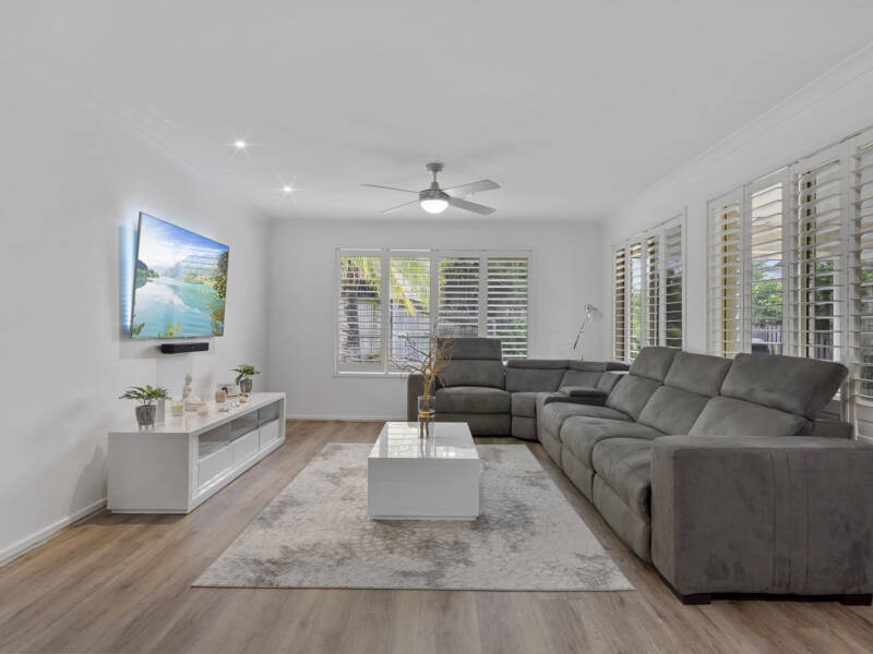 48 Lake Breeze Drive, Windaroo, QLD 4207 AUS