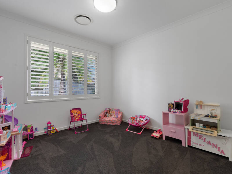 48 Lake Breeze Drive, Windaroo, QLD 4207 AUS