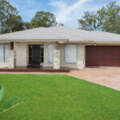 34 Pebble Beach Drive, Windaroo, QLD 4207 AUS