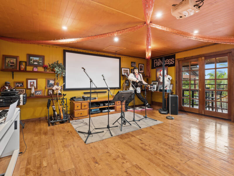 8 Spiro Court, Mount Warren Park, QLD 4207 AUS