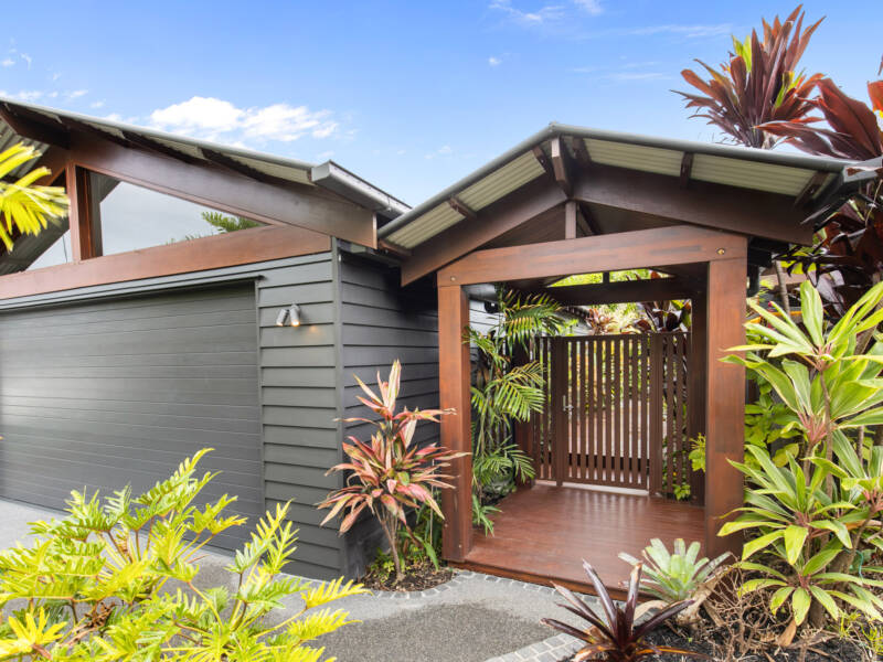 8 Spiro Court, Mount Warren Park, QLD 4207 AUS