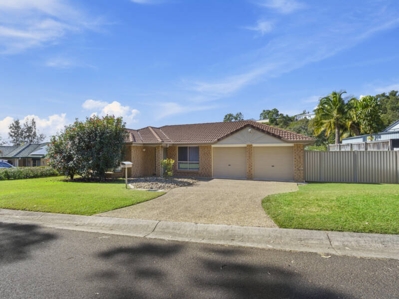 32 Chatfield Street, Edens Landing, QLD 4207 AUS