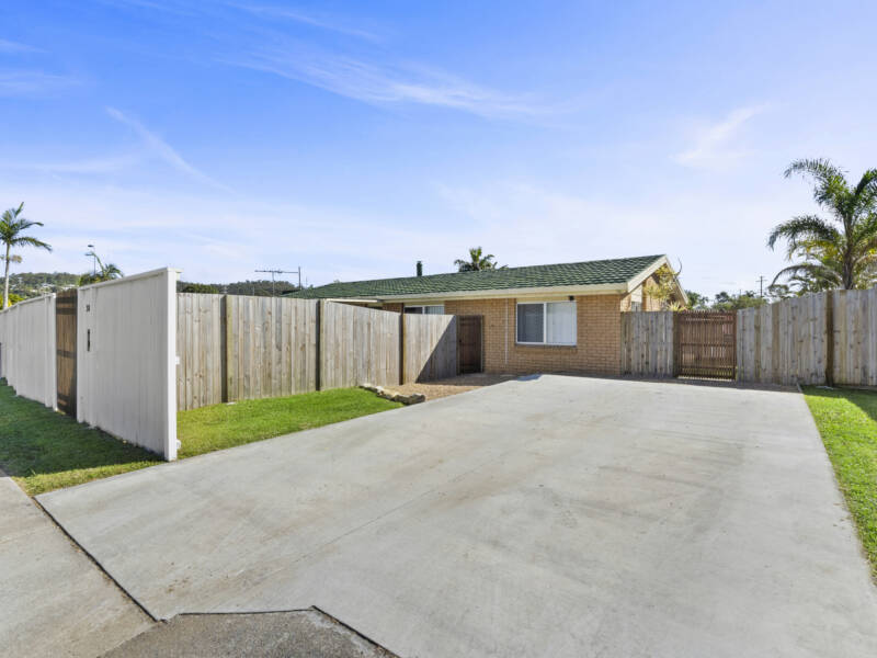 31 Rochester Drive, Mount Warren Park, QLD 4207 AUS