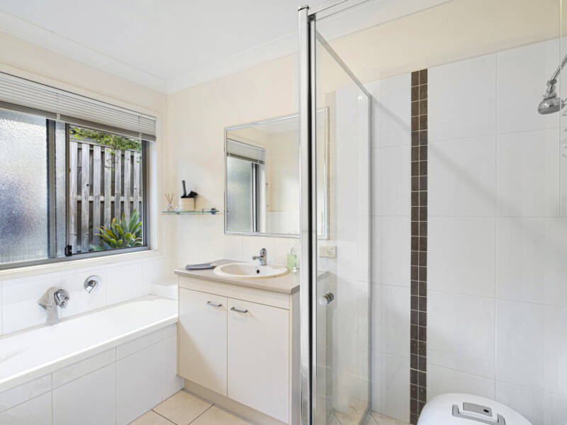 5 Parkview Street, Bahrs Scrub, QLD 4207 AUS