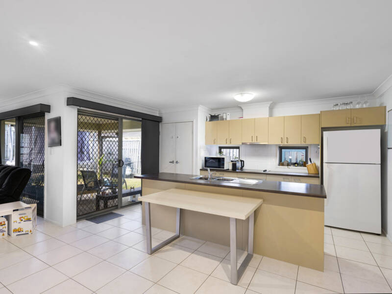 5 Parkview Street, Bahrs Scrub, QLD 4207 AUS
