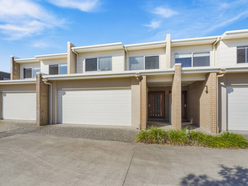 6/1-5 Anna Louise Terrace, Windaroo, QLD 4207 AUS
