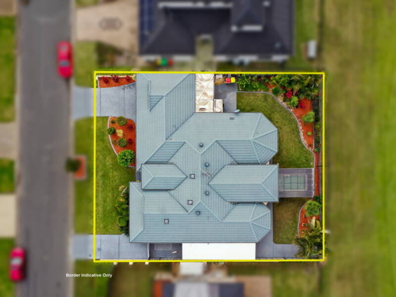 16 Riverside Terrace, Windaroo, QLD 4207 AUS