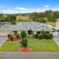 16 Riverside Terrace, Windaroo, QLD 4207 AUS