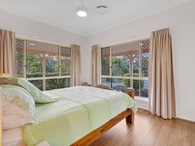 25 Sears Road, Yatala, QLD 4207 AUS