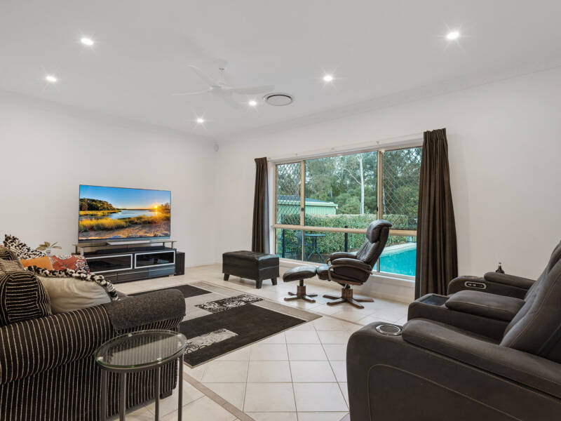25 Sears Road, Yatala, QLD 4207 AUS