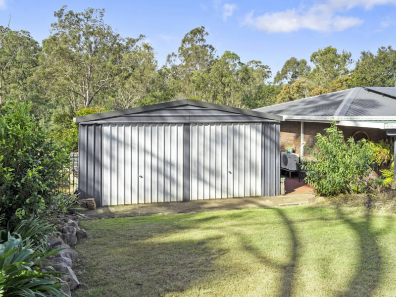 27-29 Arbour Drive, Gleneagle, QLD 4285 AUS