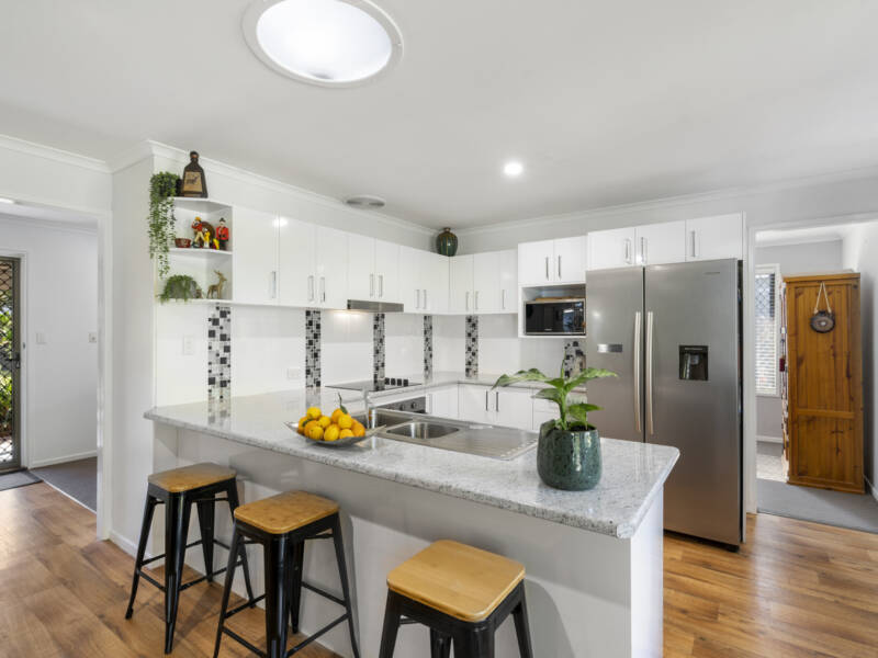 27-29 Arbour Drive, Gleneagle, QLD 4285 AUS