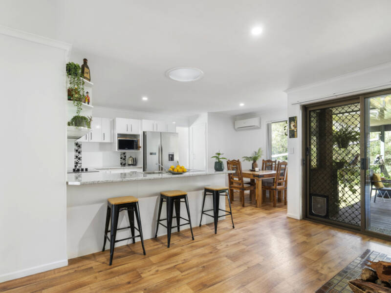 27-29 Arbour Drive, Gleneagle, QLD 4285 AUS