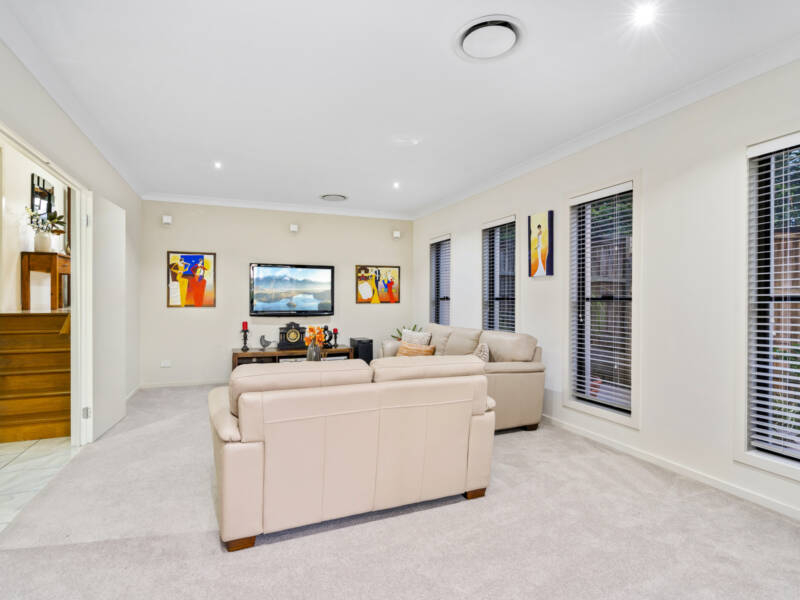 31 Long Island Drive, Windaroo, QLD 4207 AUS