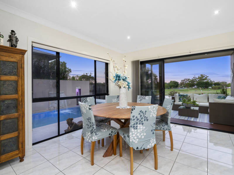 31 Long Island Drive, Windaroo, QLD 4207 AUS