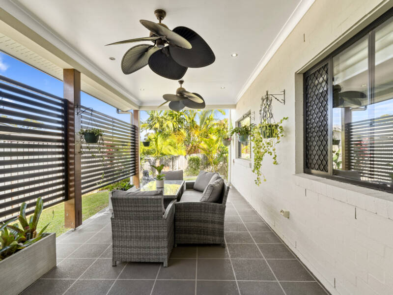 24 Long Island Drive, Windaroo, QLD 4207 AUS