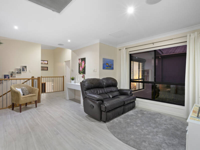 31 Long Island Drive, Windaroo, QLD 4207 AUS