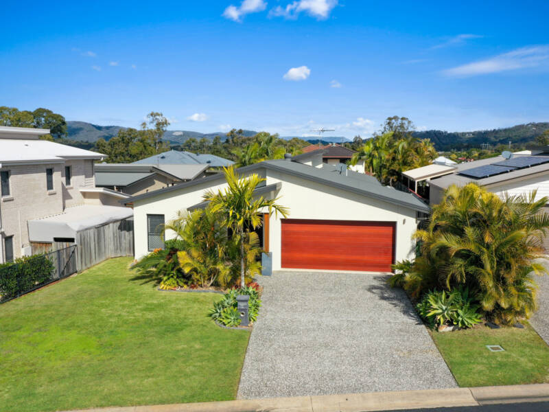 24 Long Island Drive, Windaroo, QLD 4207 AUS