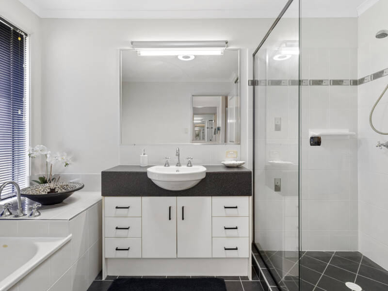 172 Bahrs Scrub Road, Bahrs Scrub, QLD 4207 AUS