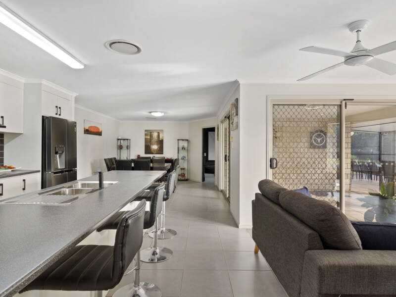 172 Bahrs Scrub Road, Bahrs Scrub, QLD 4207 AUS