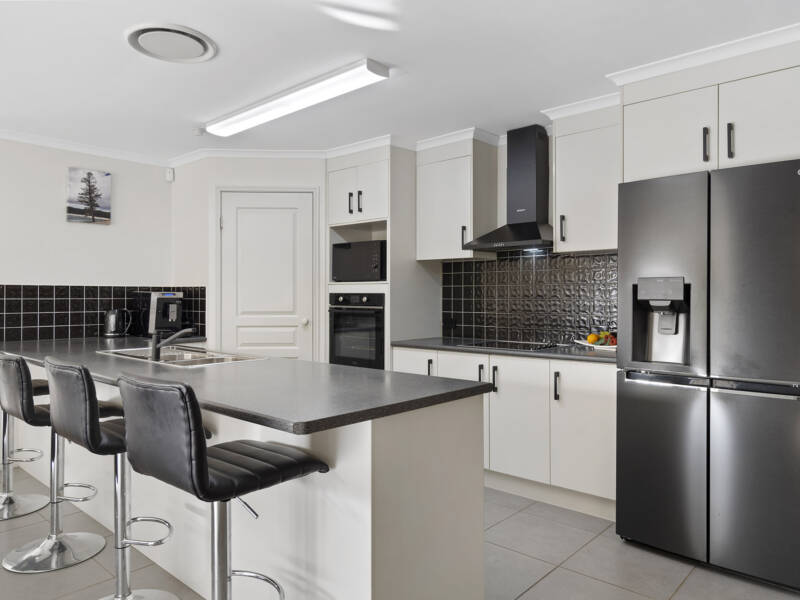 172 Bahrs Scrub Road, Bahrs Scrub, QLD 4207 AUS