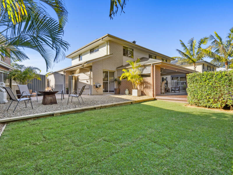 40 Pebble Beach Drive, Windaroo, QLD 4207 AUS