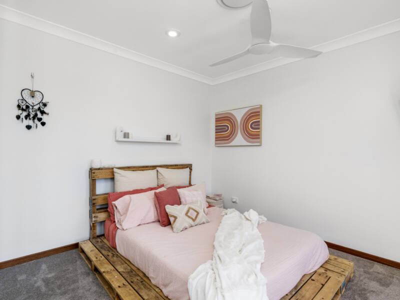 40 Pebble Beach Drive, Windaroo, QLD 4207 AUS