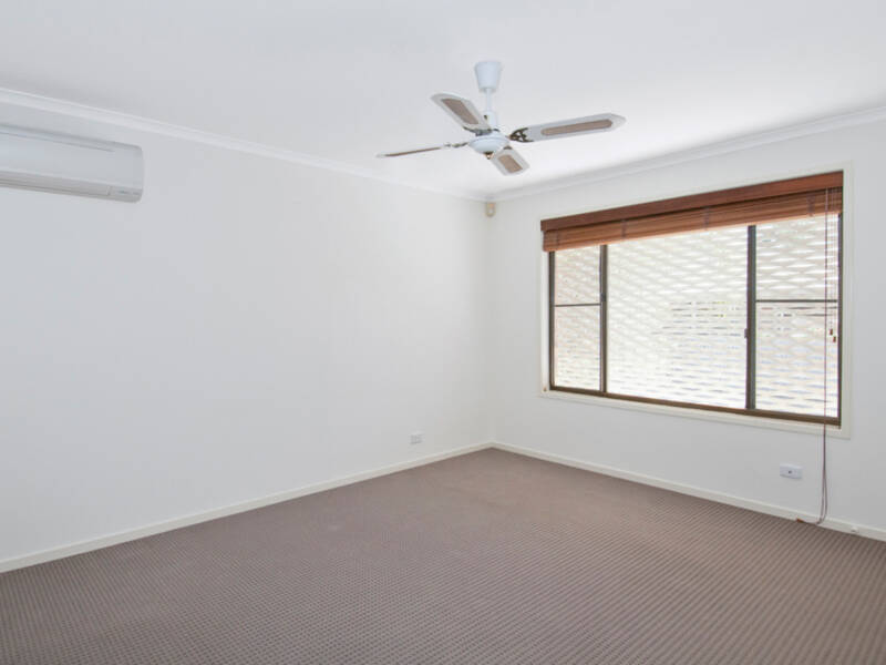 2 Minnie Place, Windaroo, QLD 4207 AUS